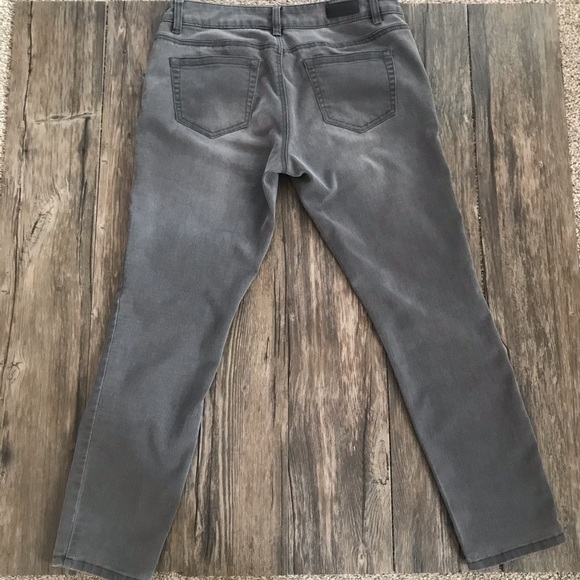 Kenneth Cole Jeans Soft Brushed Grey Jeans - Picture 2 of 7